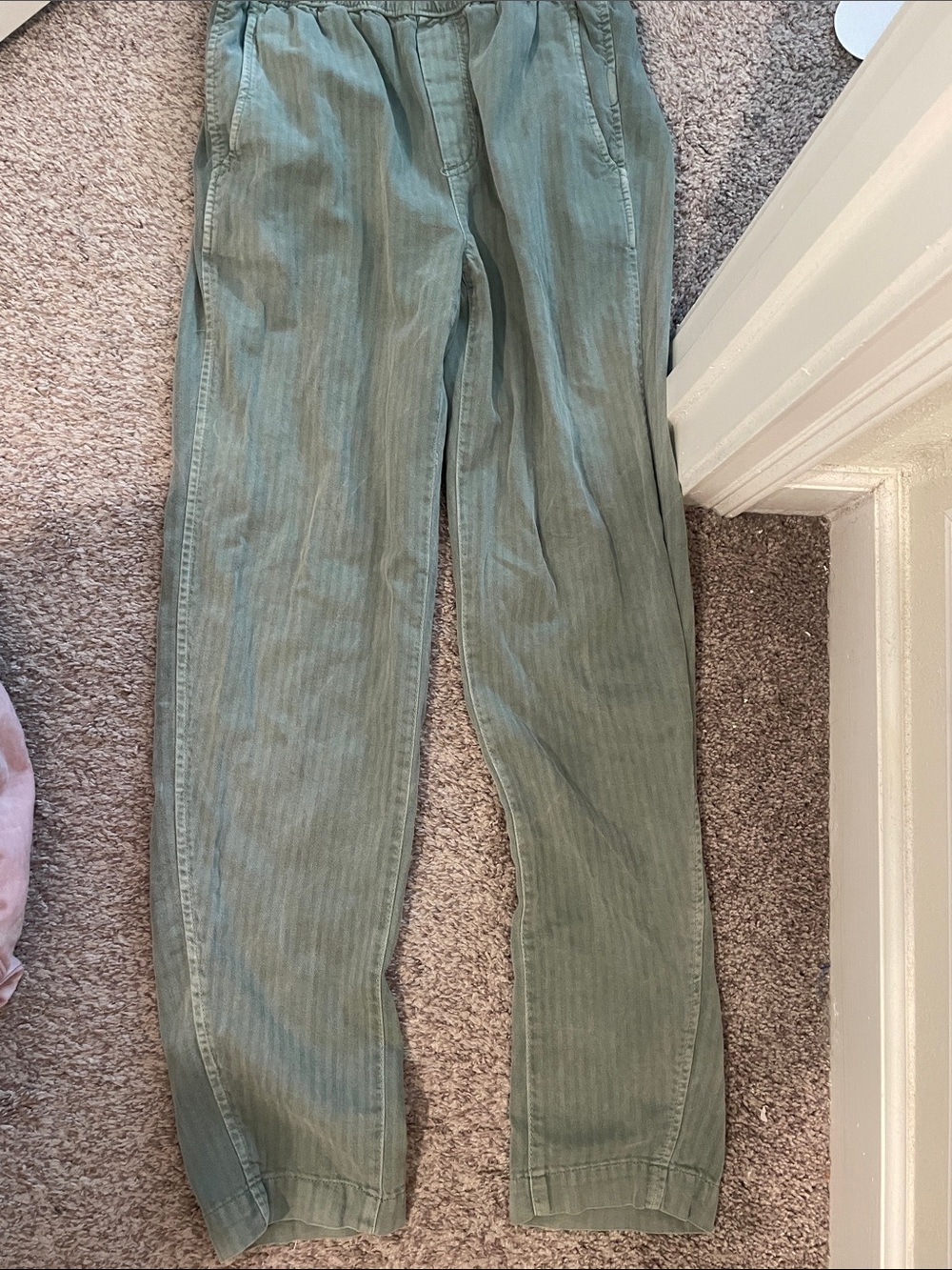 GAP Olive Green pull on pants size 0
